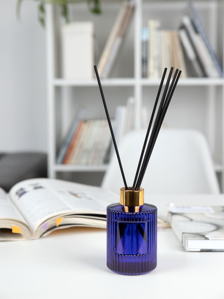 Диффузор ароматический Fragnola, пряная древесина и кардамон, темно-синий