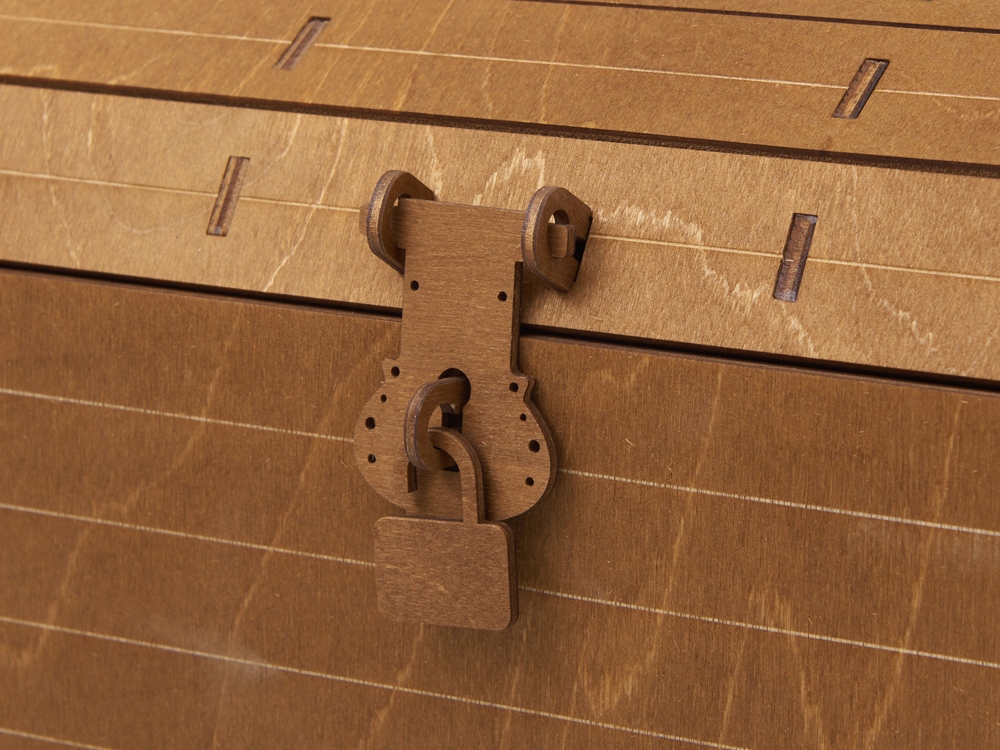 Подарочный набор: кукла фарфоровая, крем-мёд с лаймом и имбирем