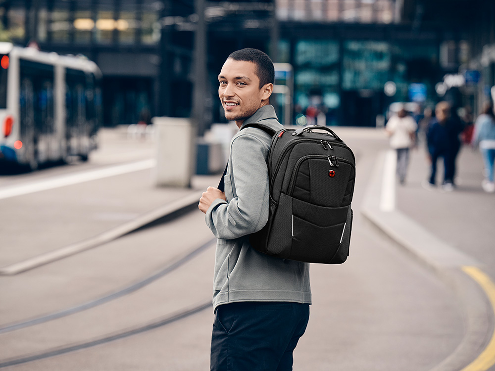 Рюкзак ALTAIR с отделением для ноутбука 15.6