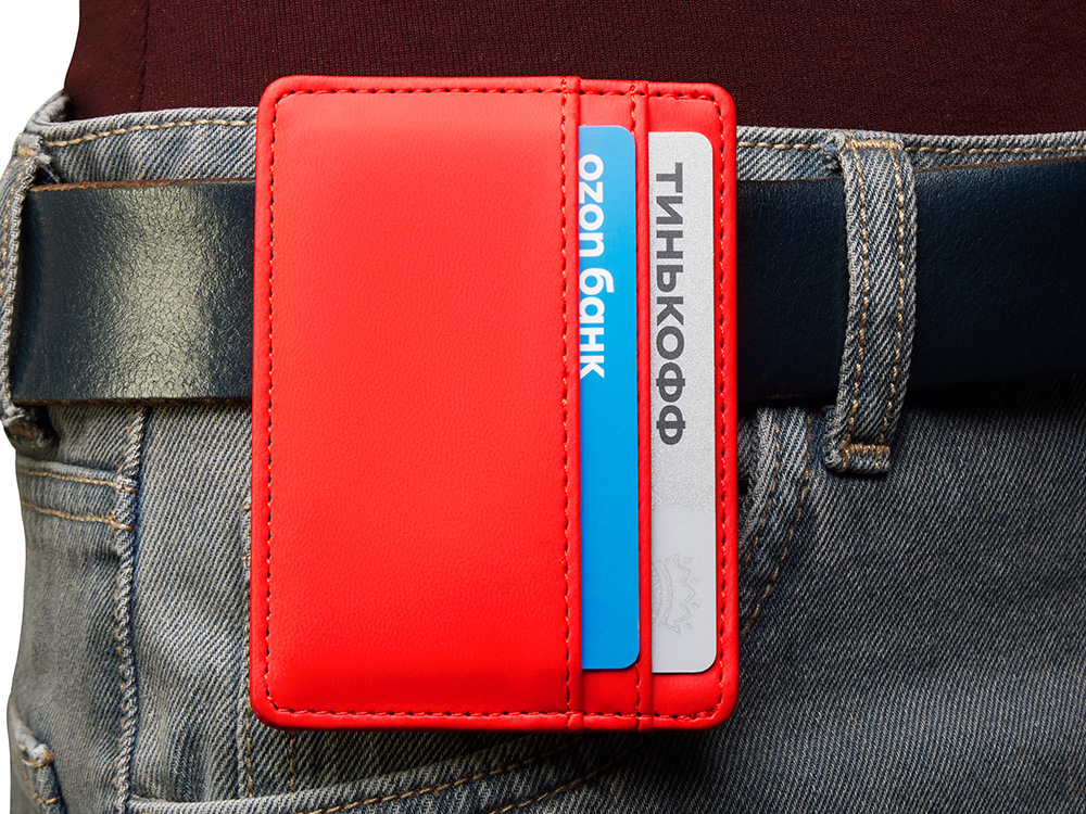 Картхолдер для двух карт и наличных денег с зажимом Crave, красный