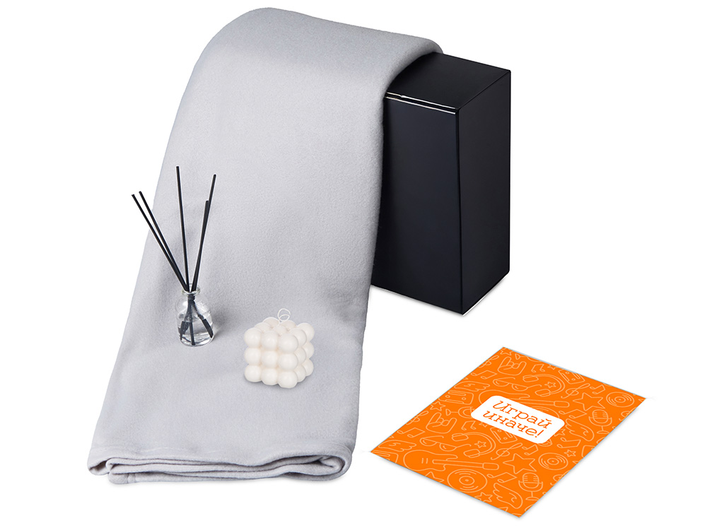 Подарочный набор с пледом, свечой и диффузором, серый